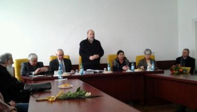 20120204101021resized.jpg
